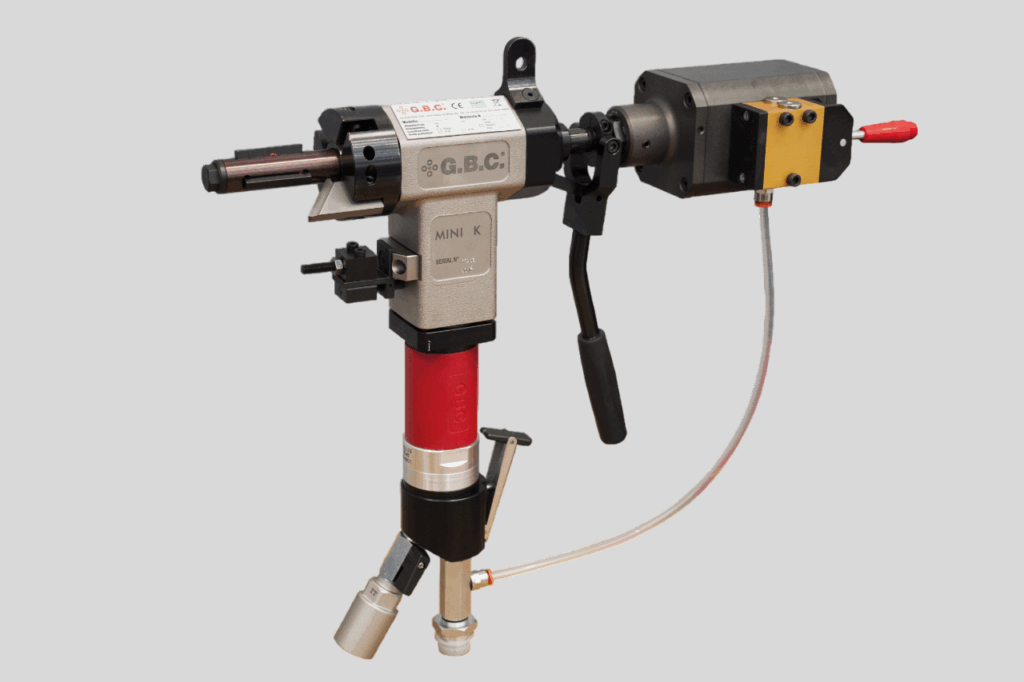 Portable pipe beveler Mini K Lever by GBC