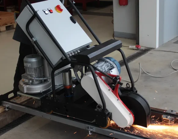 Grinding machine for back gouging